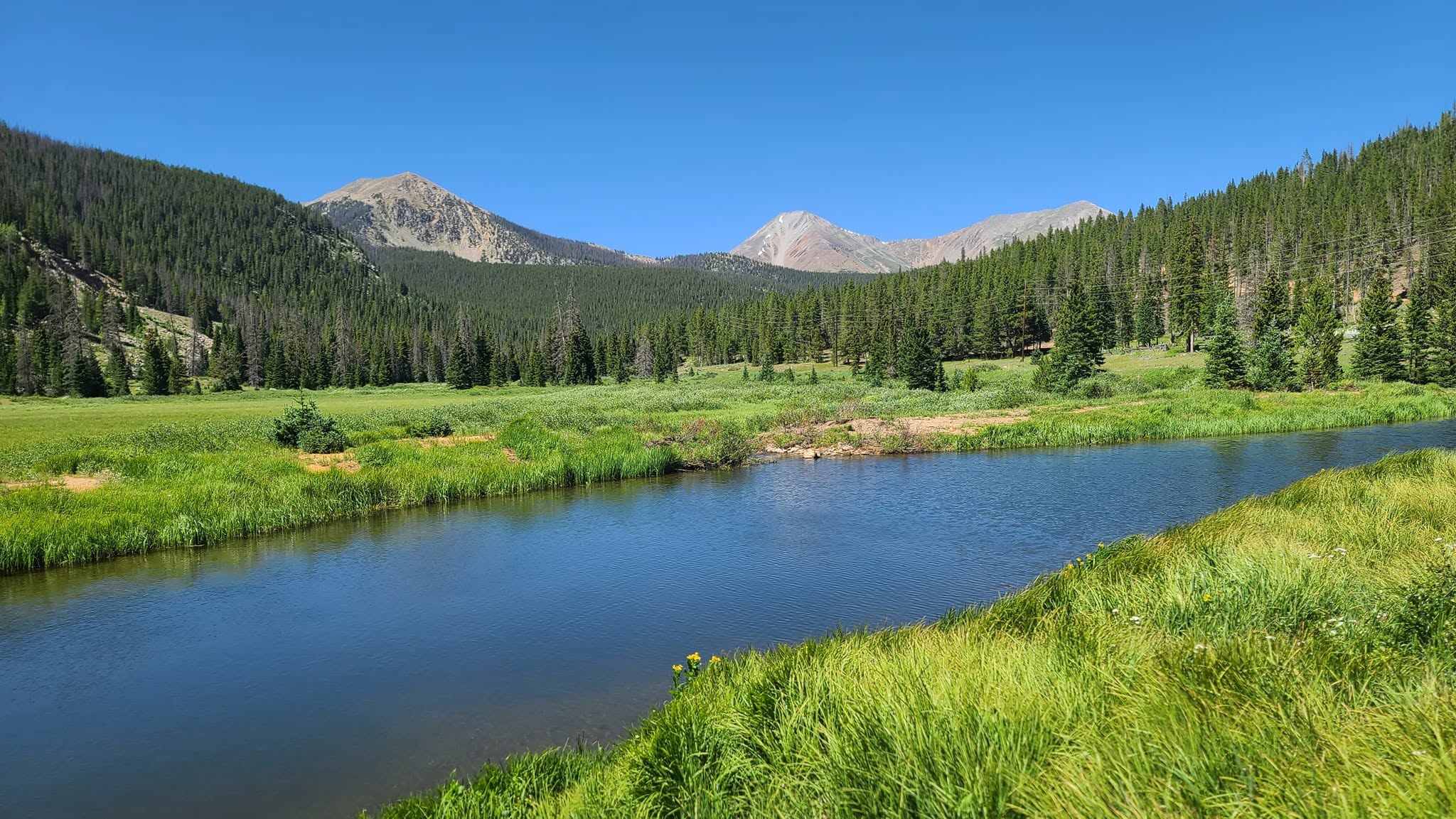 Continental Divide scenery at Monarch Pass Colorado